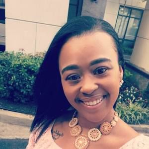 Meet your Posher, Danielle